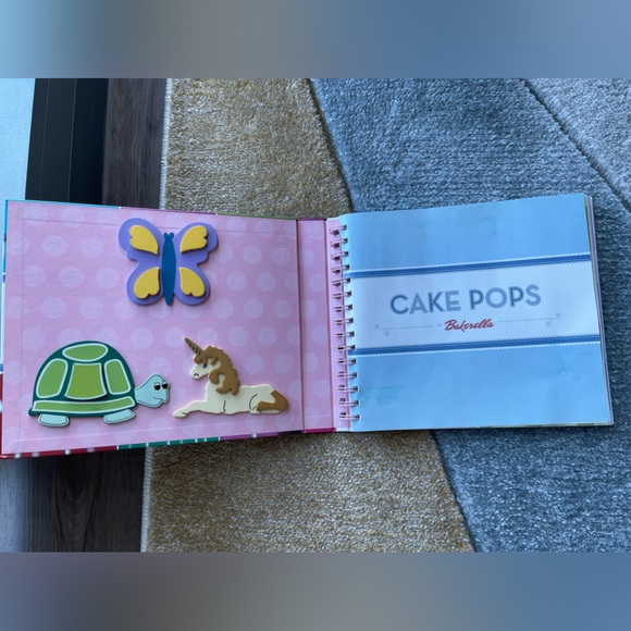 Cake Pops Tips, Tricks, and Recipes - Picture 3 of 6